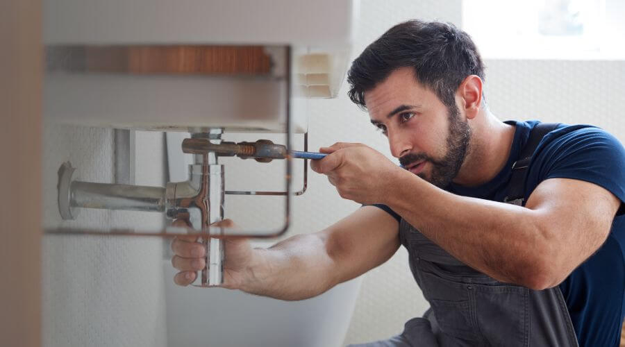 Local tankless water heater installation in Raynesford, MT